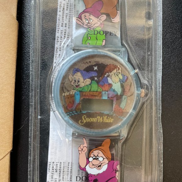 Disney watches 5 different Television Animation Mickey Castle Cricket Snow White - Picture 2 of 11